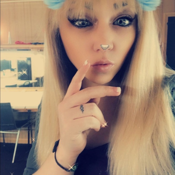 Meet your Posher, Sydney - Picture 5 of 11